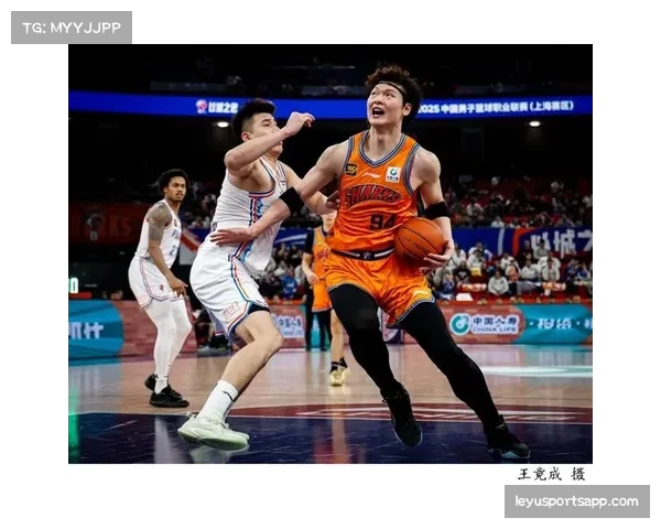 上海男篮天赋出众但存隐患 球权分配考验教练组能力 上海男篮天赋出众但存隐患 球权分配考验教练组能力